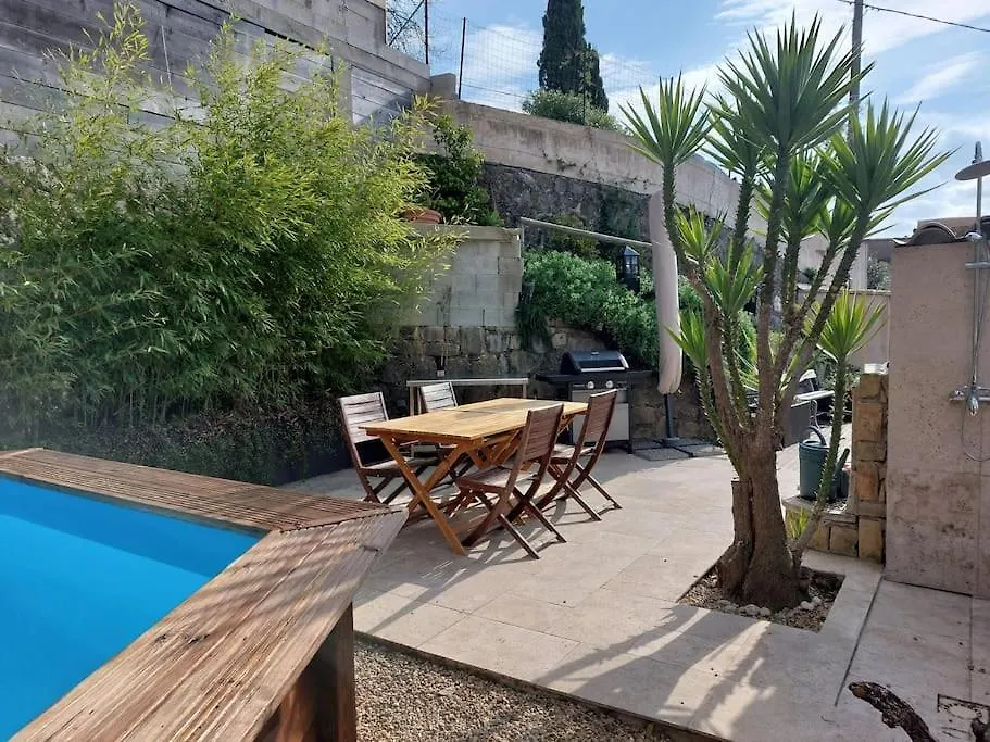 Charmant Haut De Villa Chateauneuf-Grasse 0*,